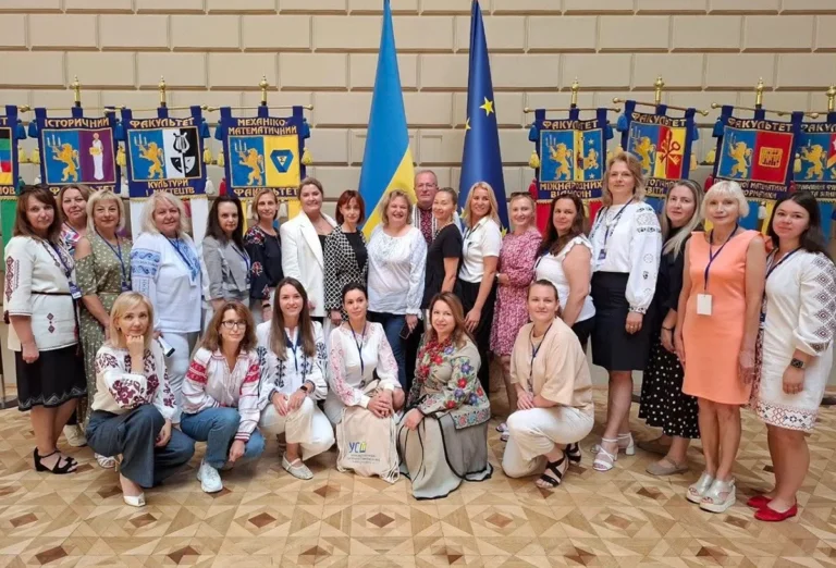 Українська суботня школа у Відні на міжнародному освітньому форумі у Львові